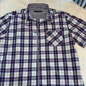 7 Diamonds button down shirt